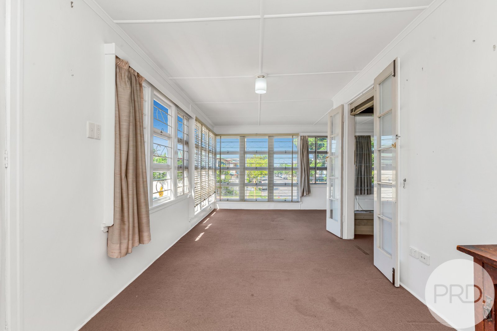 896 Sandgate Road CLAYFIELD 7