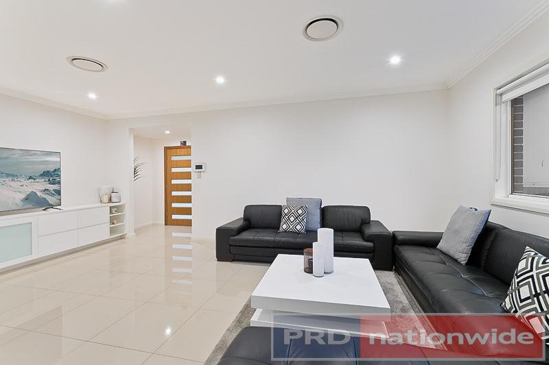 897 Henry Lawson Drive PICNIC POINT 3