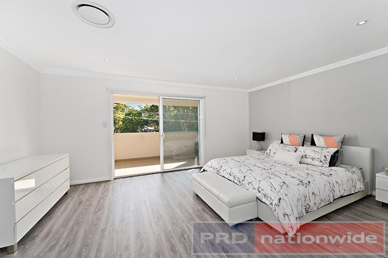 897 Henry Lawson Drive PICNIC POINT 8