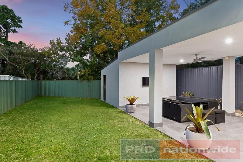 897 Henry Lawson Drive PICNIC POINT 11