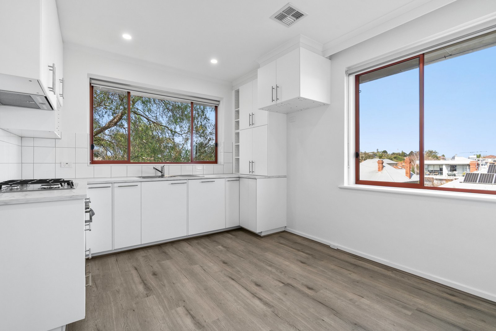 Gallery: 8/99 Grosvenor Street
