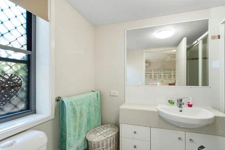 8/99 Muir Street LABRADOR 5