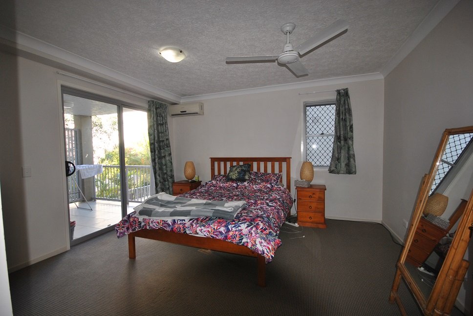 8/99 Muir Street LABRADOR 9