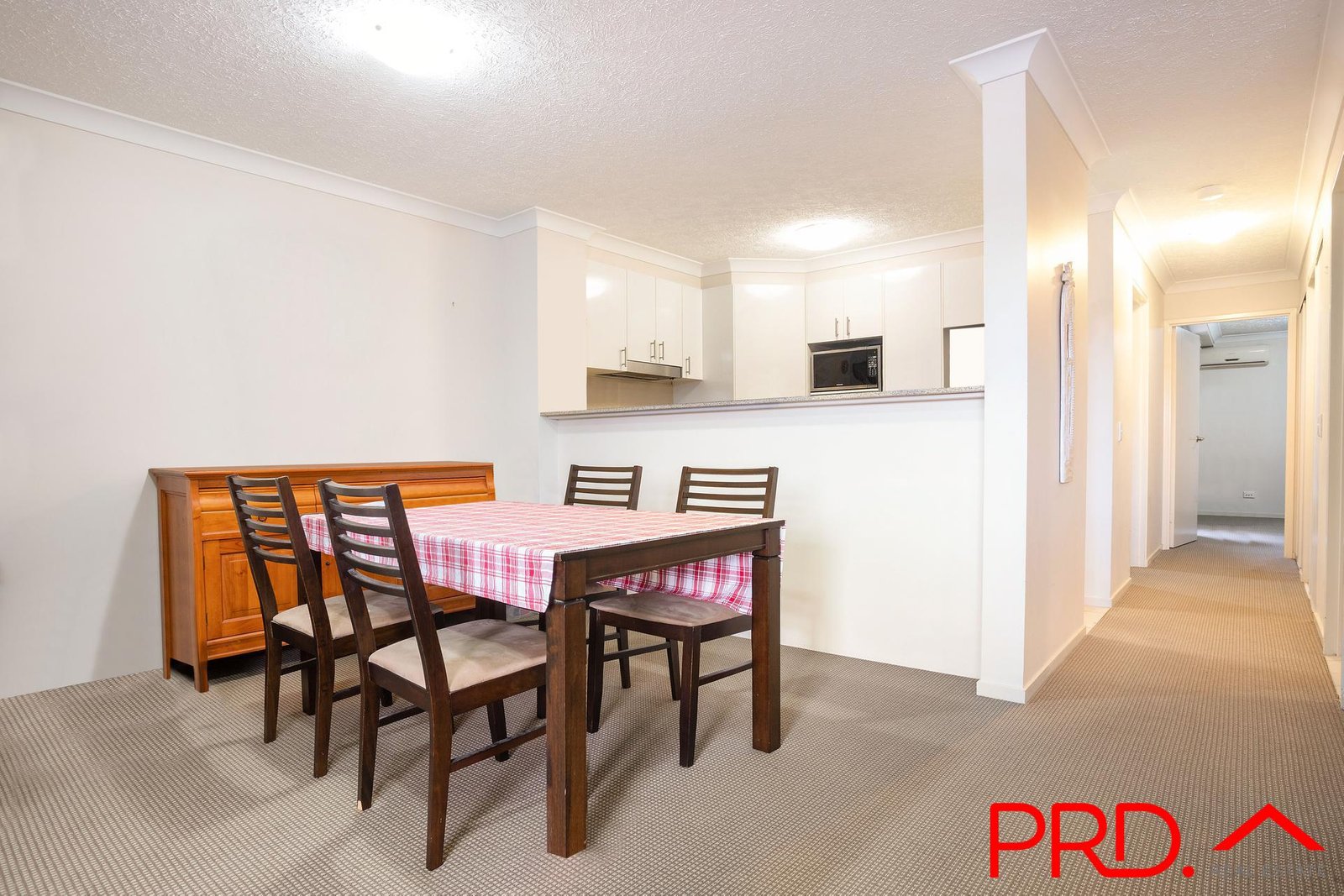 8/99 Muir Street LABRADOR 11