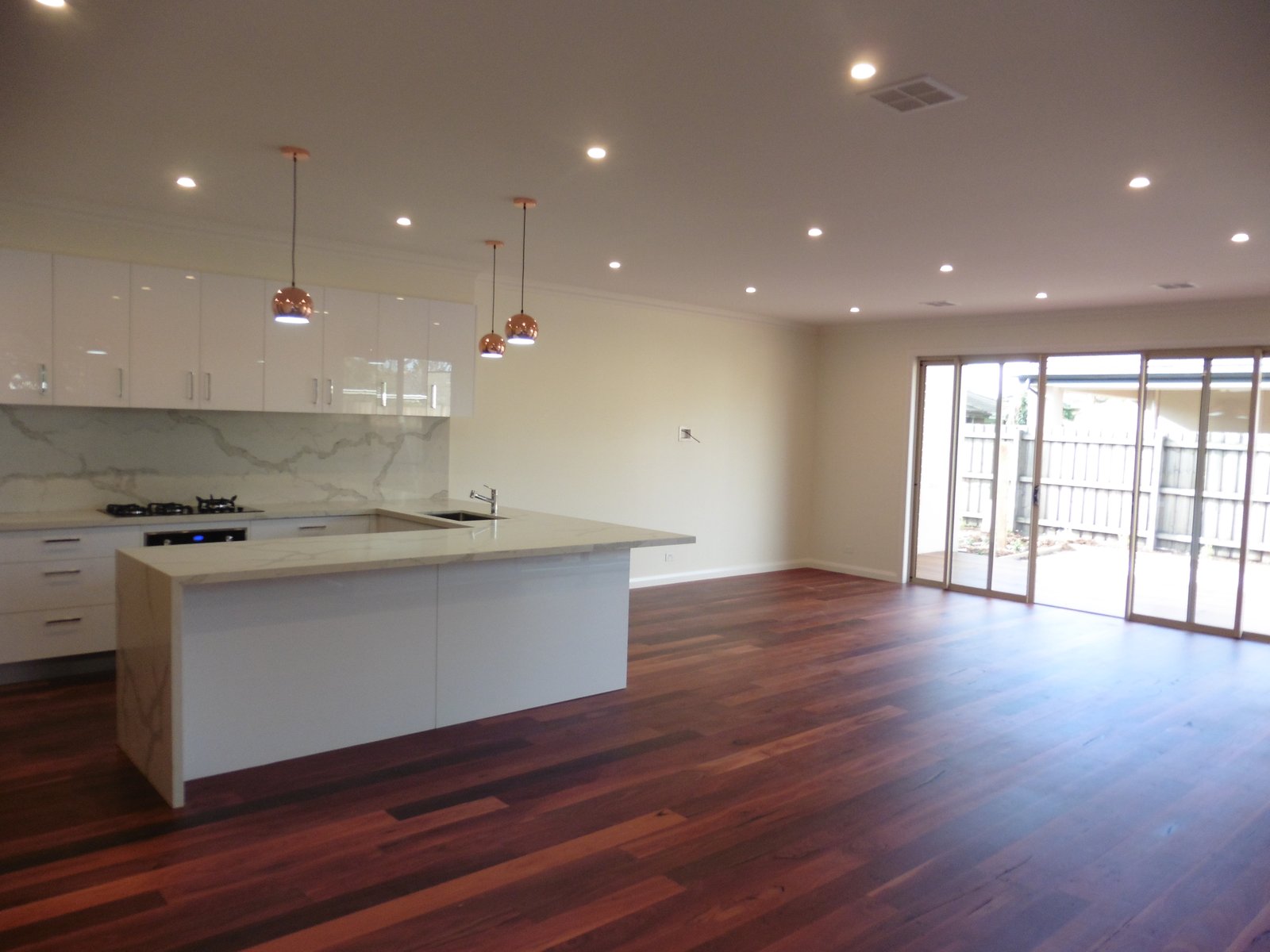 Gallery: 89b Nepean Highway