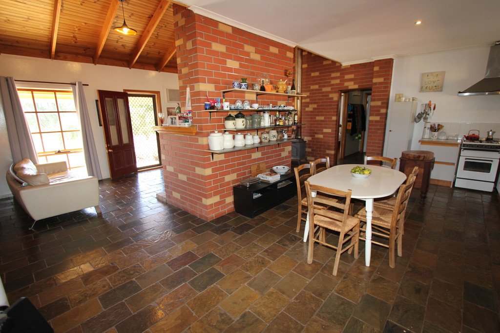 89Y Eads Road EVANSFORD 3