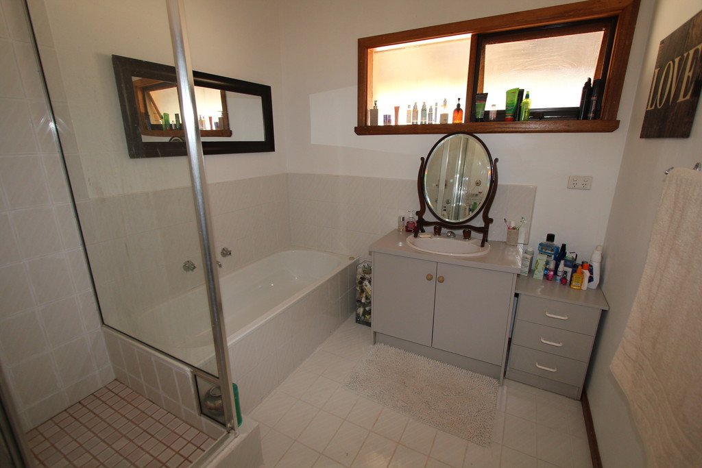 89Y Eads Road EVANSFORD 8