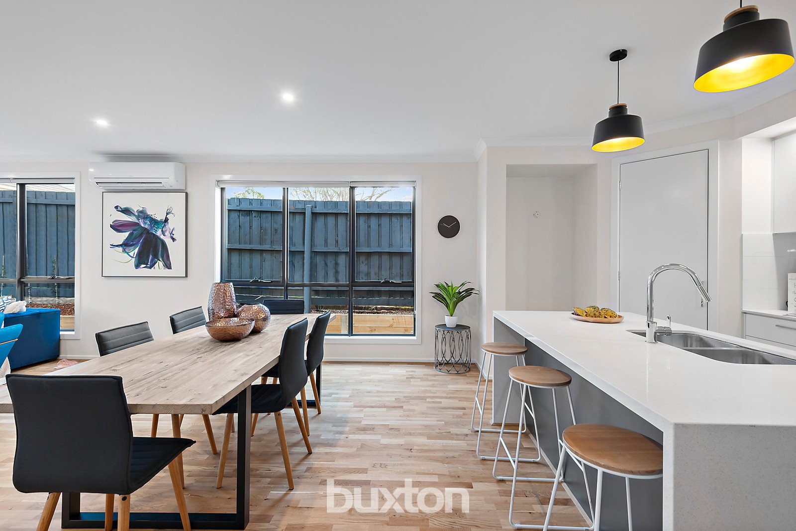 Gallery: 8a Beddoe Avenue
