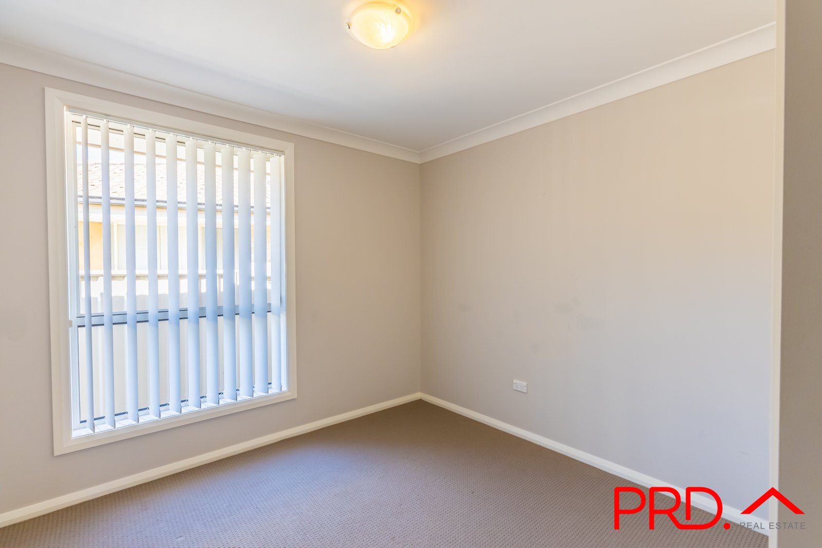 8a Bottlebrush Cove TAMWORTH 4