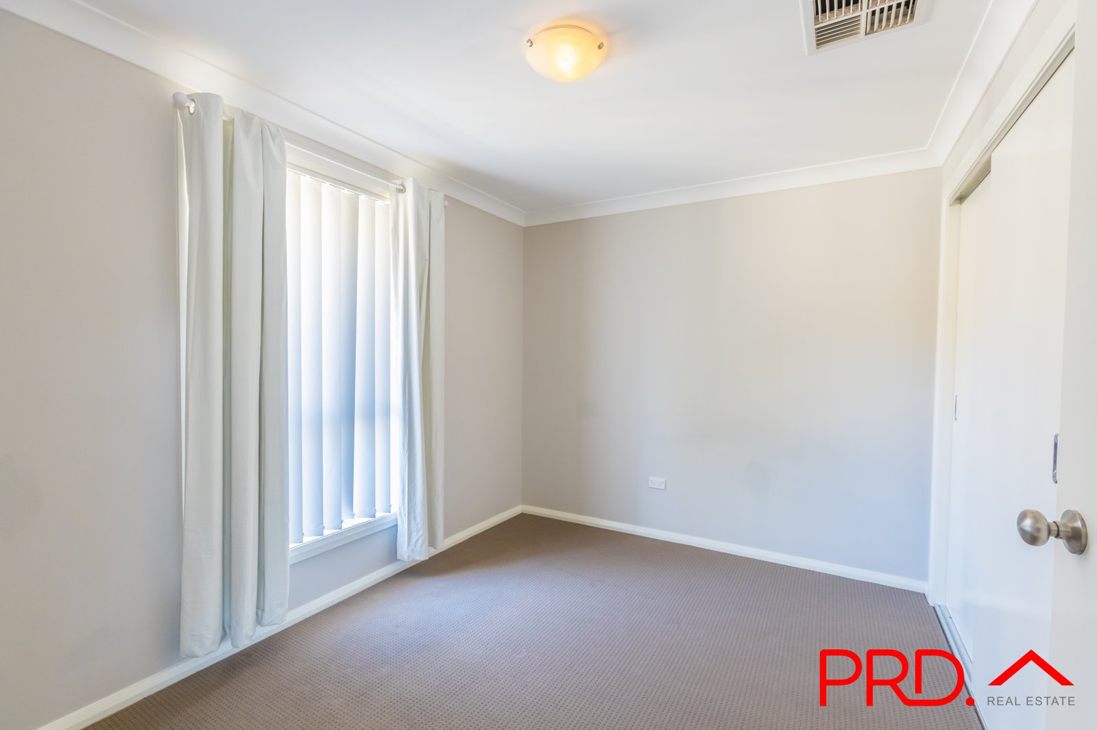 8a Bottlebrush Cove TAMWORTH 8