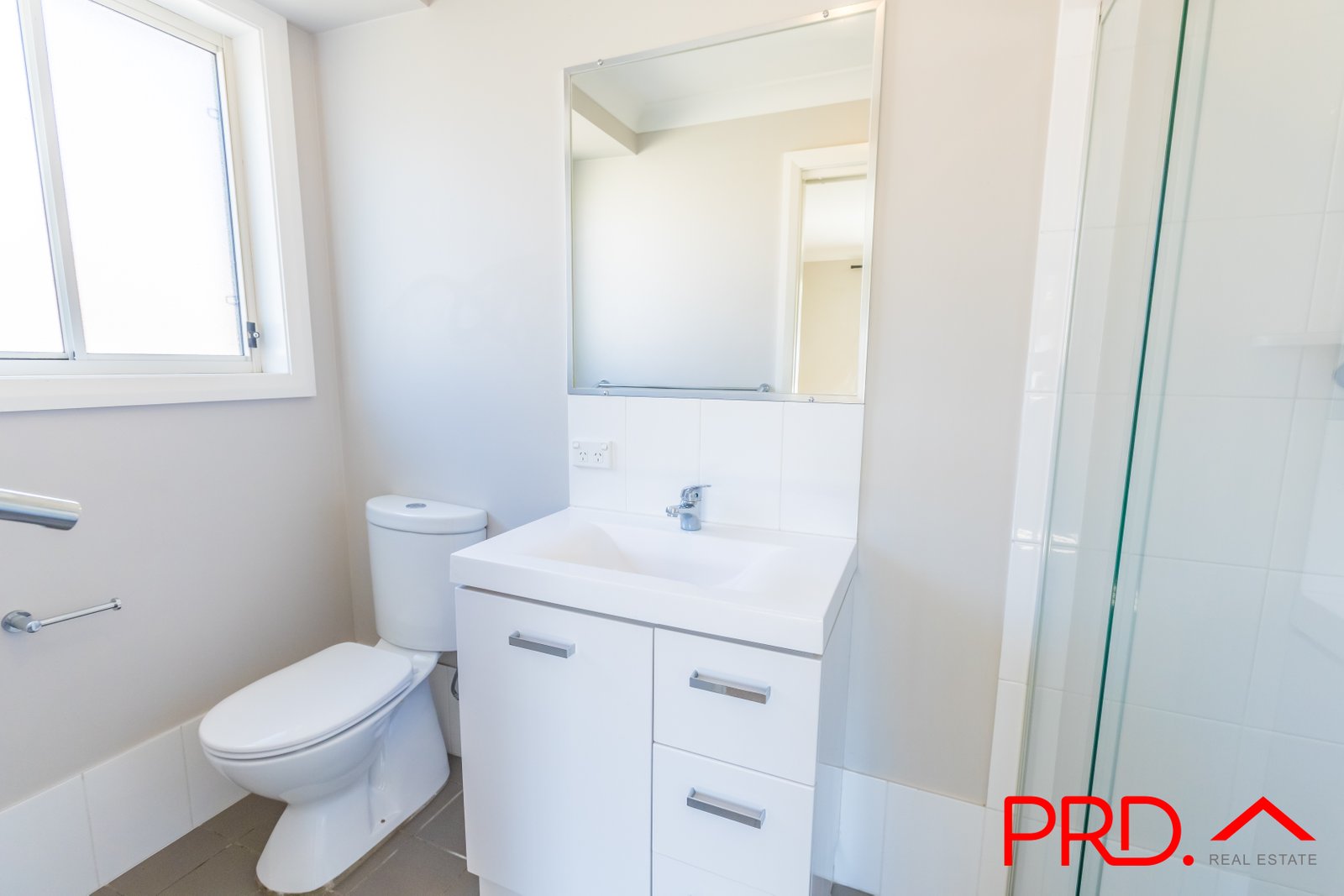 8a Bottlebrush Cove TAMWORTH 11