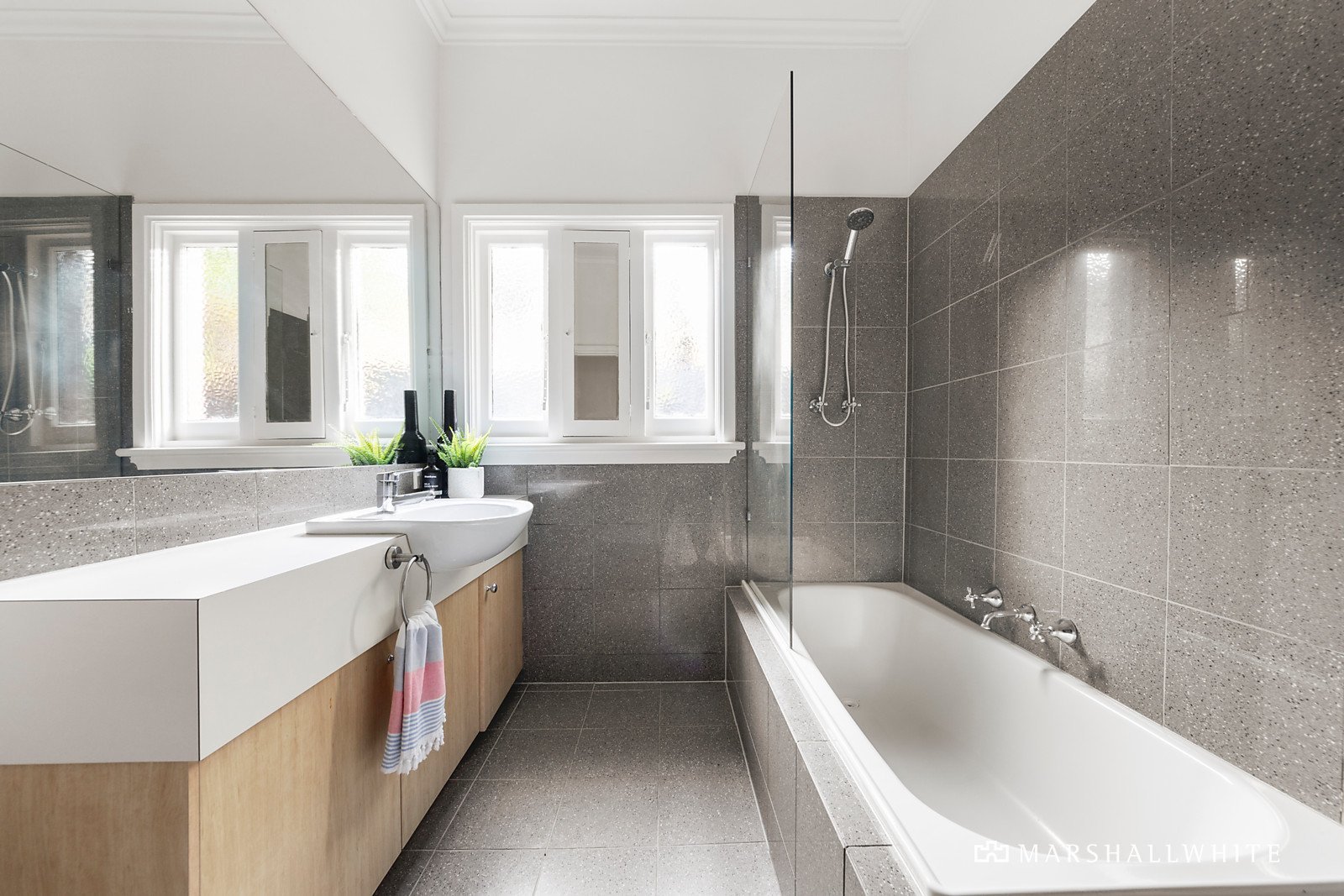 8a Brenbeal Street, Balwyn, VIC