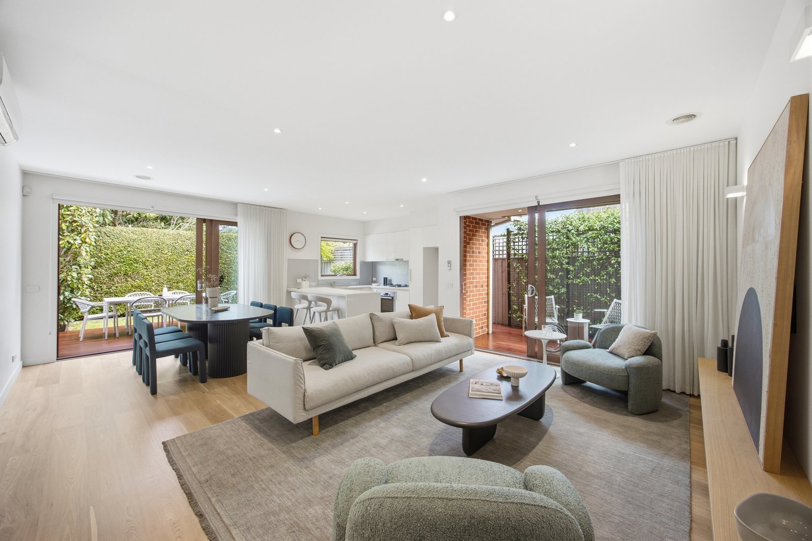 Gallery: 8A Brian Street