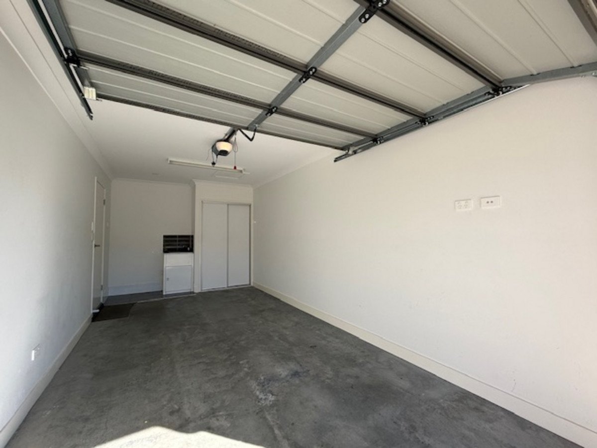 8A Daintree Court Park Ridge 17