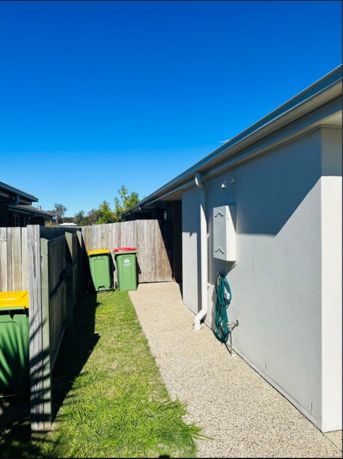 8A Daintree Court Park Ridge 8