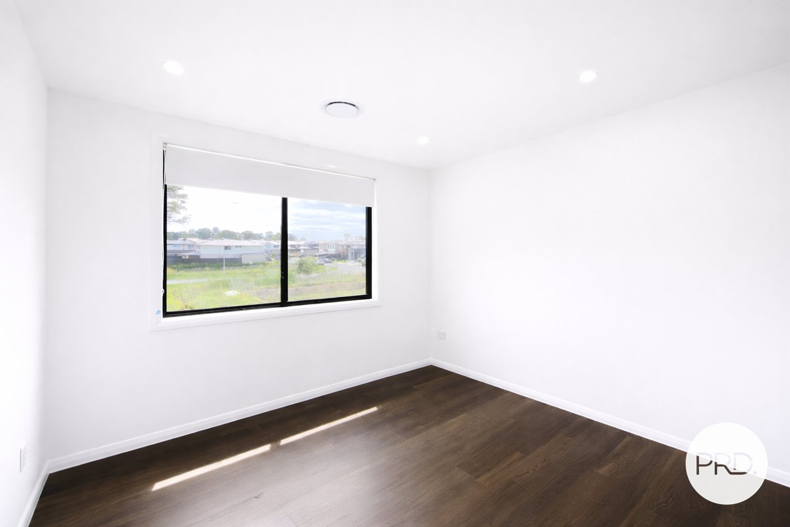 8A Dun Road AUSTRAL 11