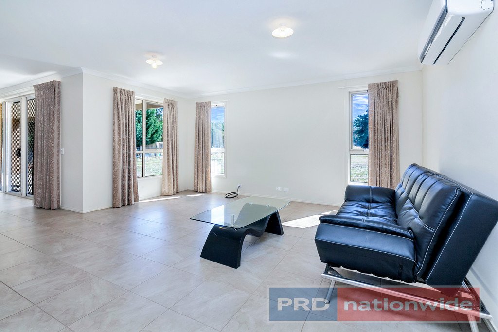 8A Flack Street BALLAN 4