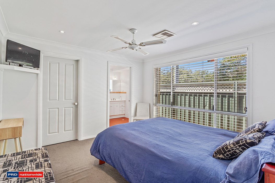 8A Foreshore Drive SALAMANDER BAY 10