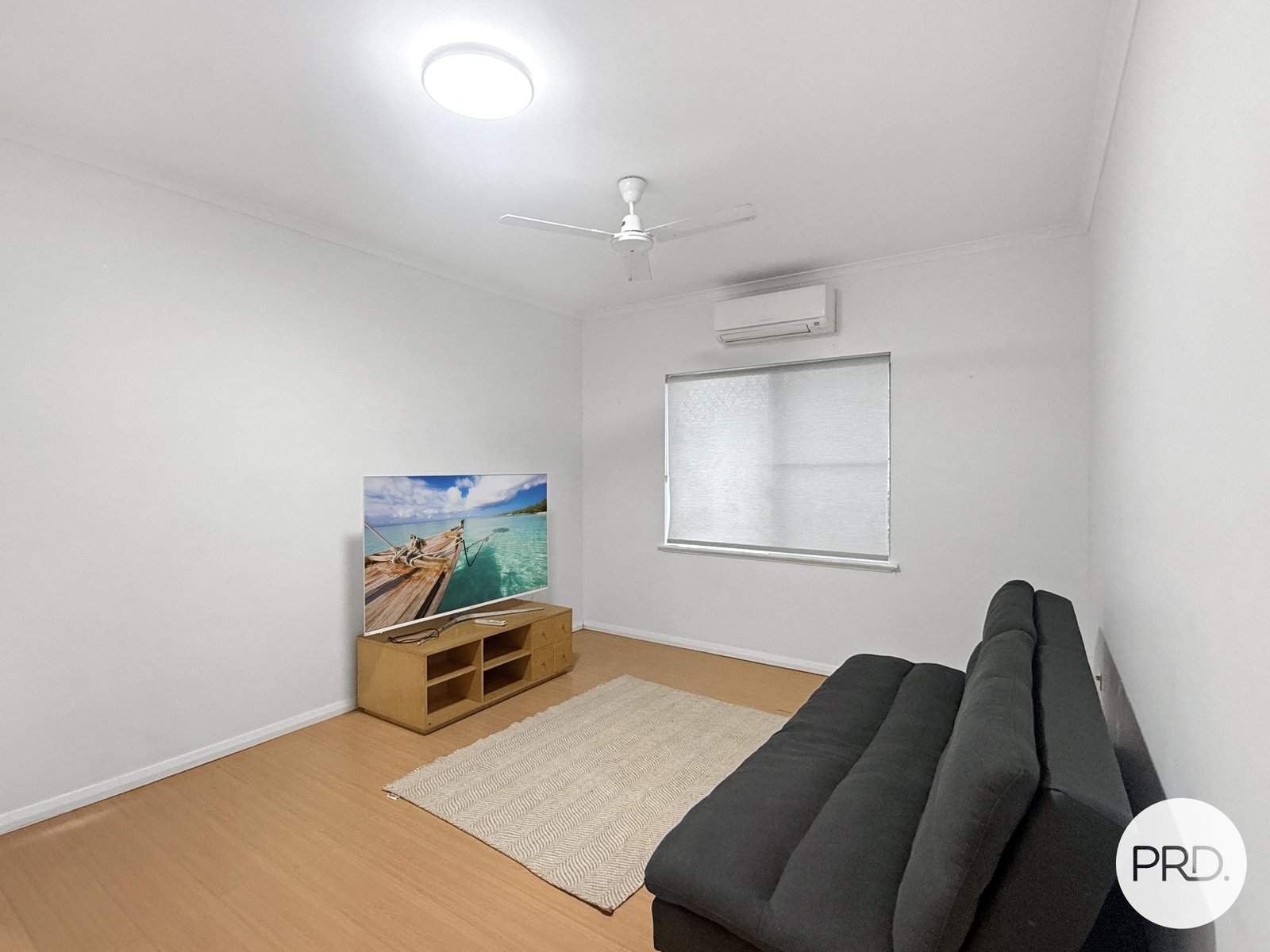 8A Garland Place MILLARS WELL 2