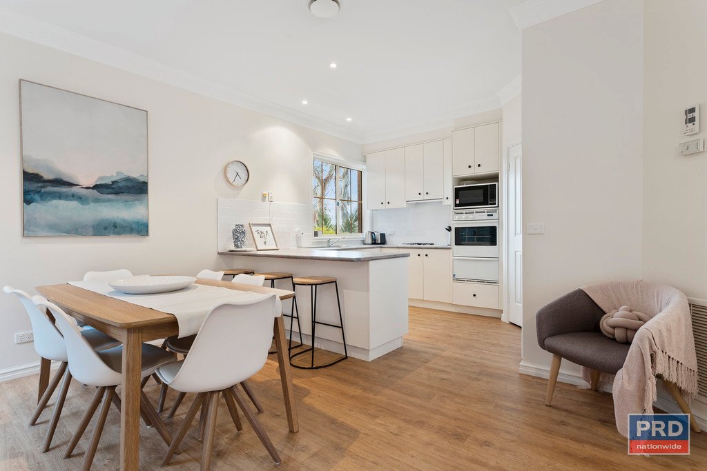 8A Hamlet Street QUARRY HILL 6