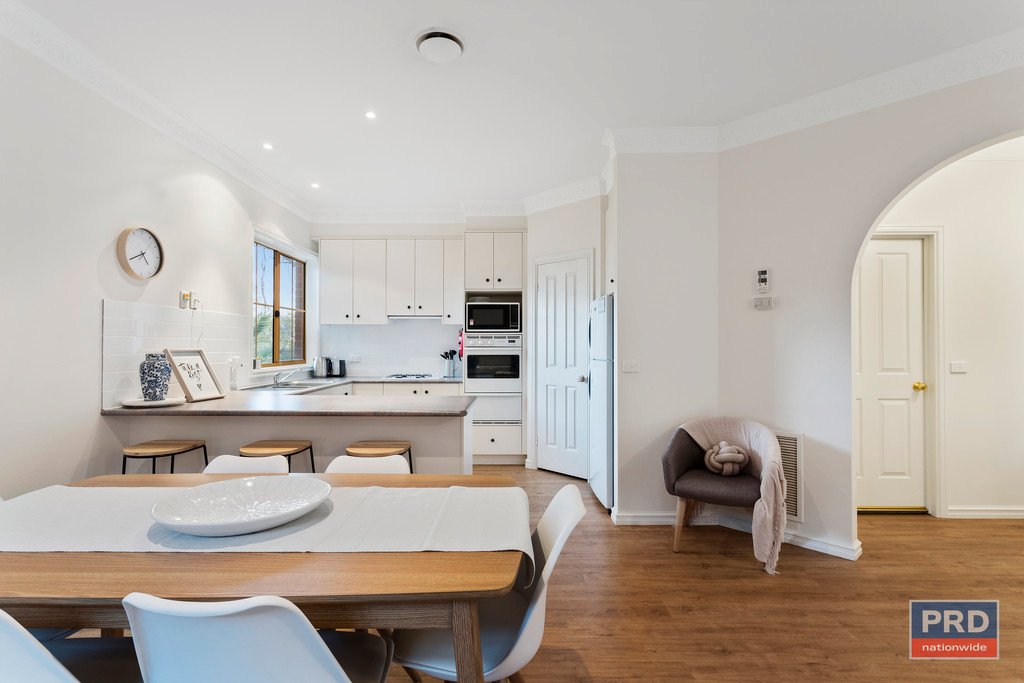 8A Hamlet Street QUARRY HILL 7