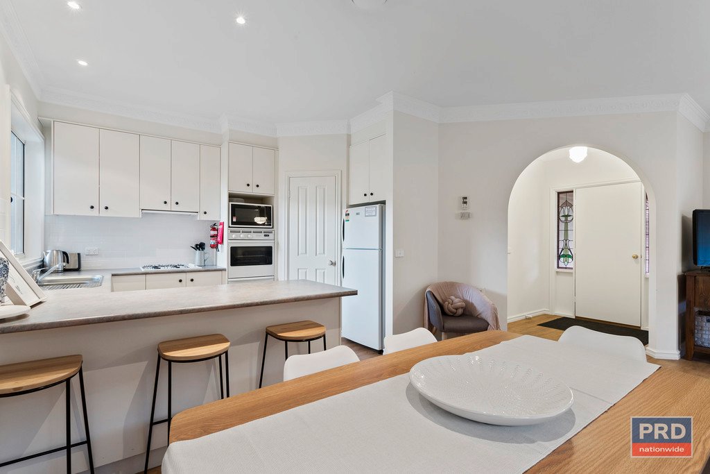 8A Hamlet Street QUARRY HILL 8