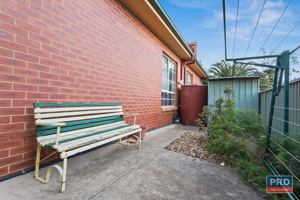 8A Hamlet Street QUARRY HILL 17