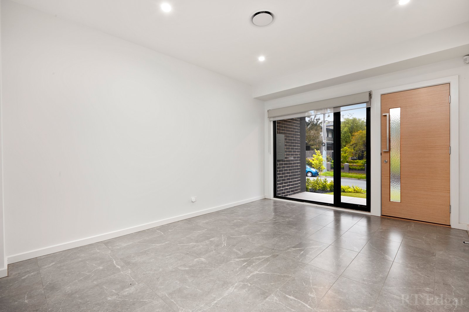 Real Estate and Property in 8a Heysham Way, Templestowe, VIC