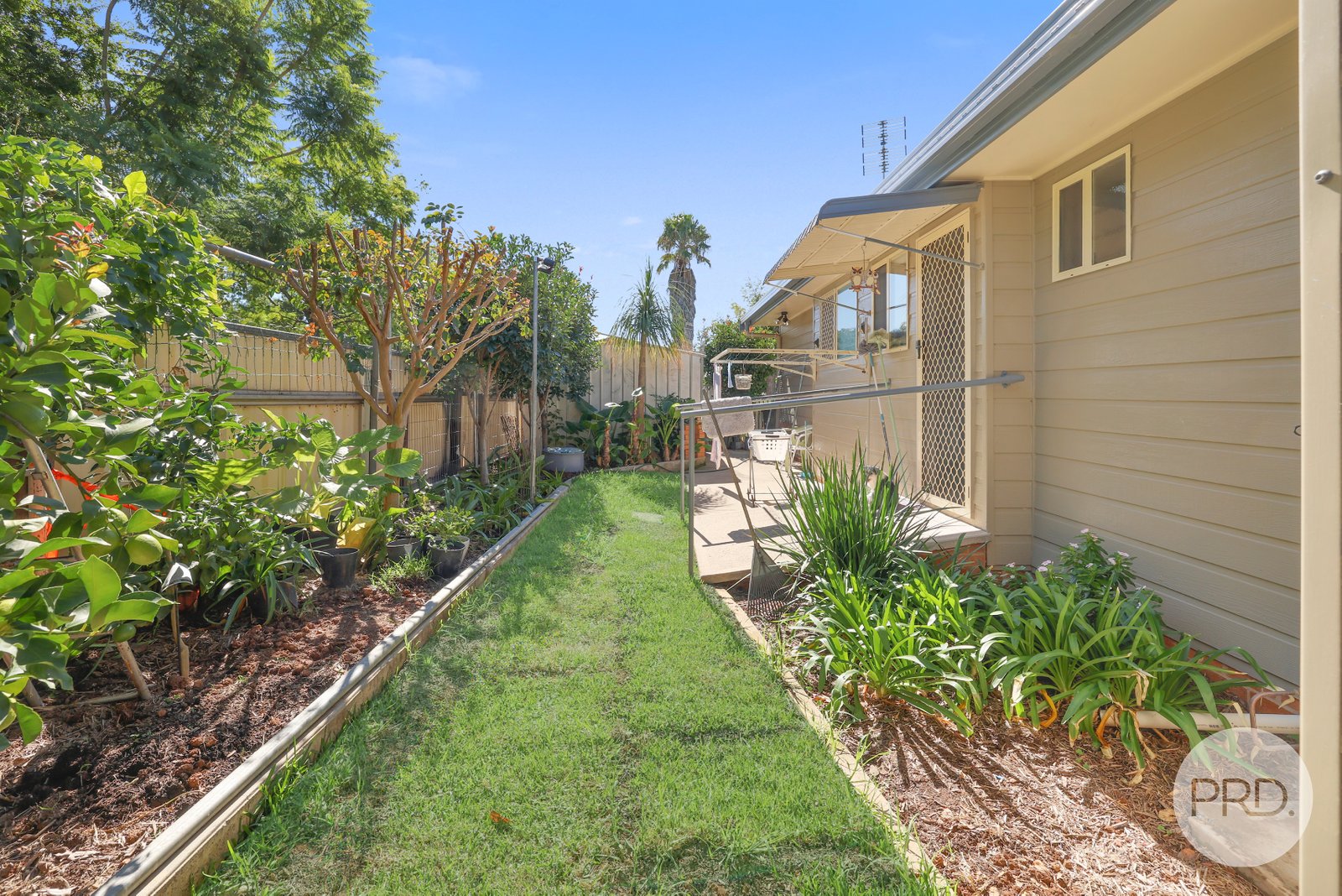 8A Hillvue Road TAMWORTH 23