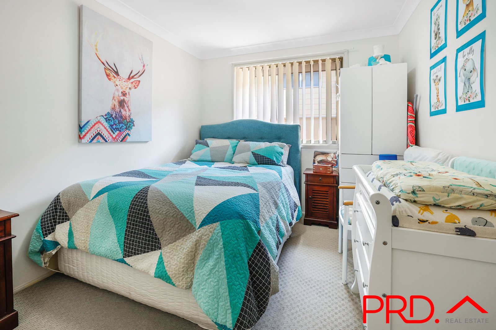 8a Karenvar Avenue TAMWORTH 6