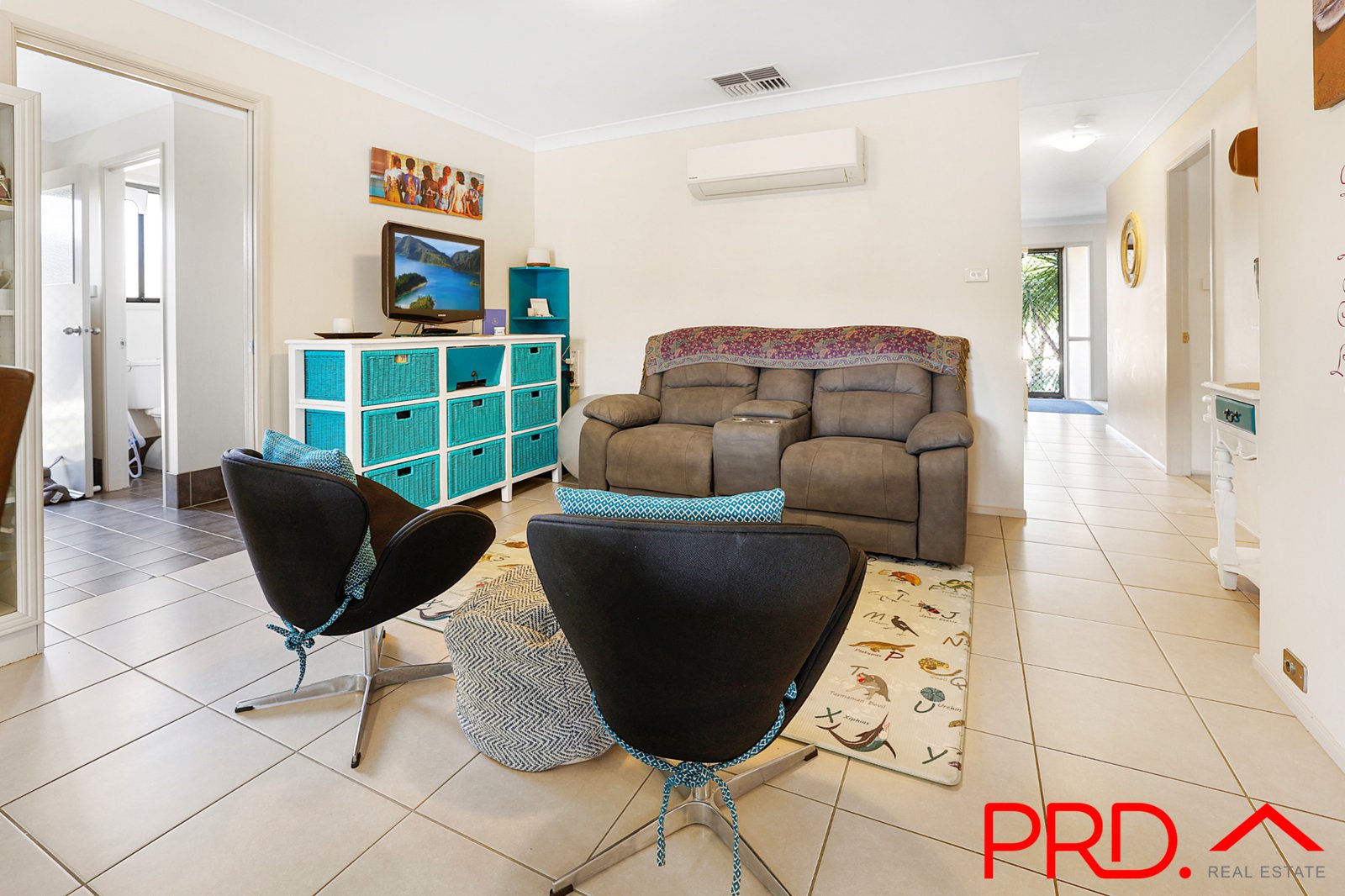 8a Karenvar Avenue TAMWORTH 10