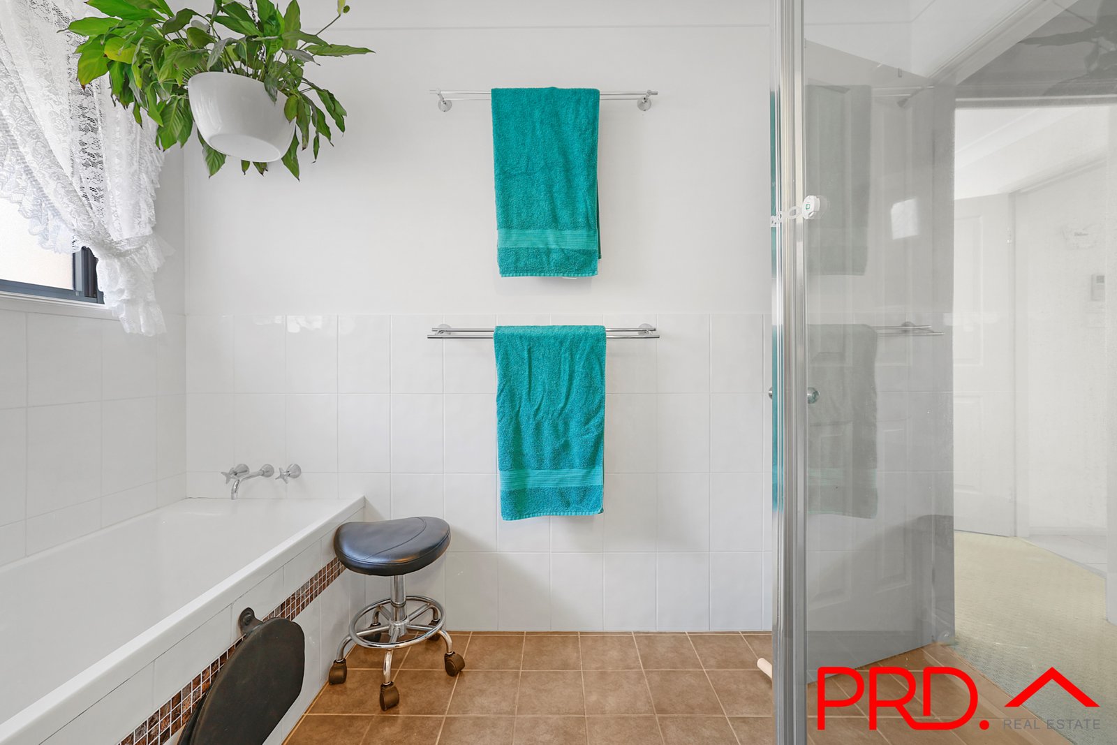 8a Karenvar Avenue TAMWORTH 11