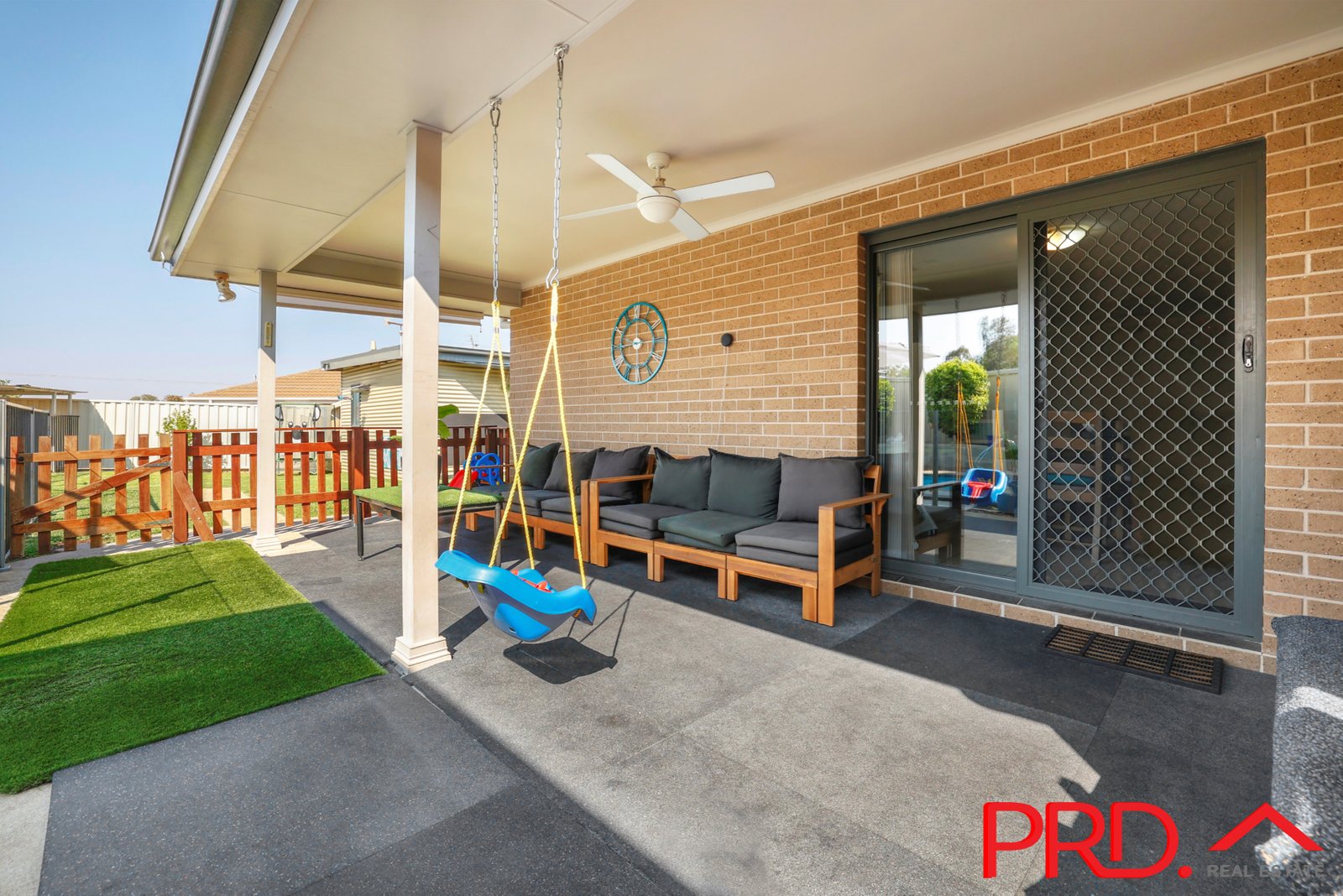 8a Karenvar Avenue TAMWORTH 15