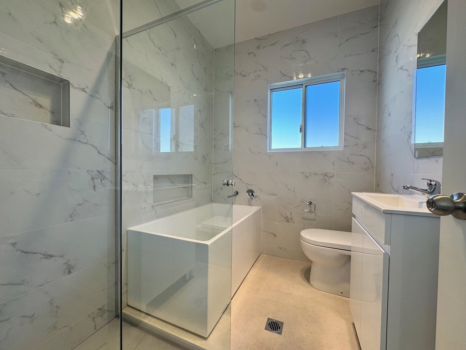 8A Lockwood Avenue GREENACRE 4