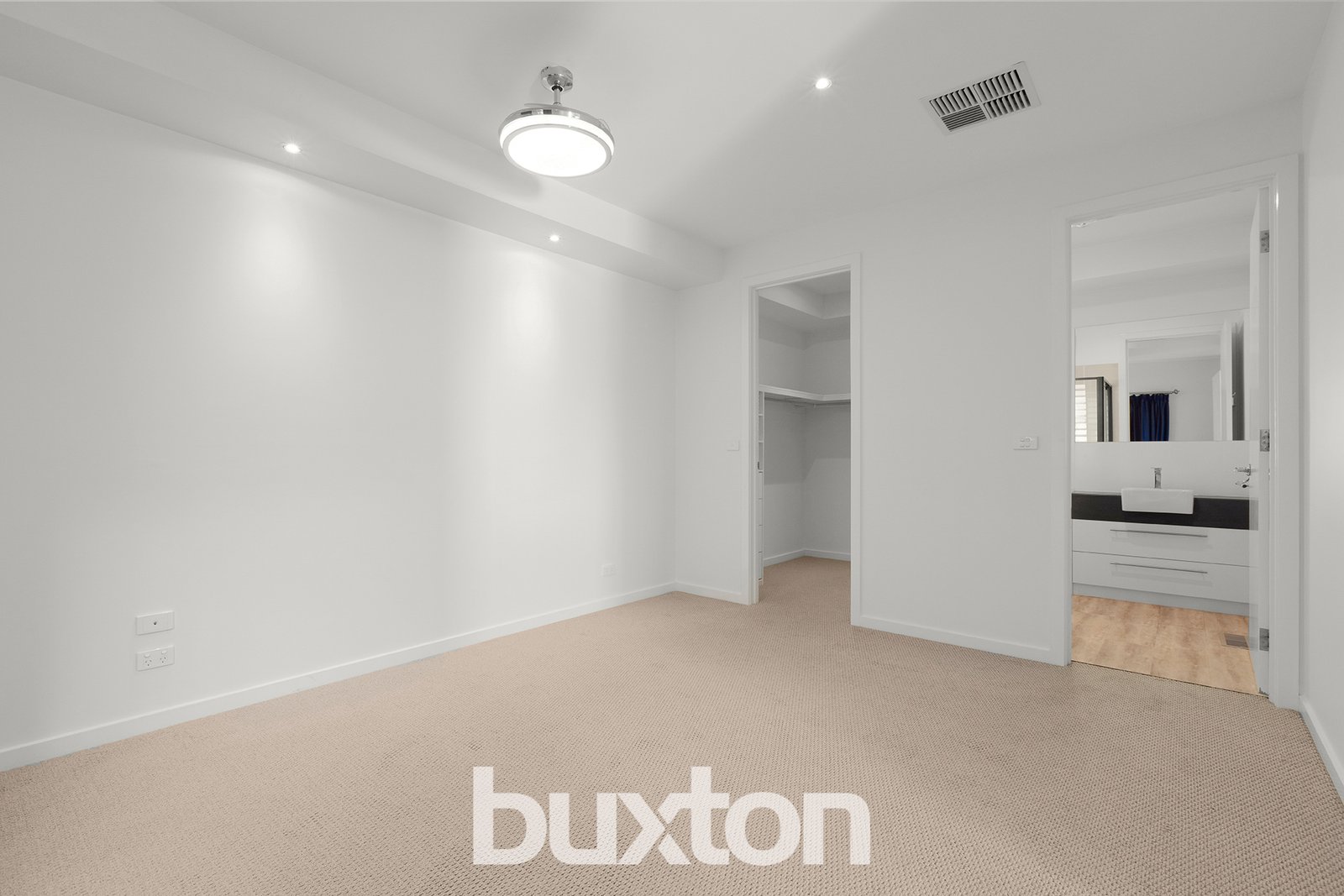 Gallery: 8A McKenzie Street
