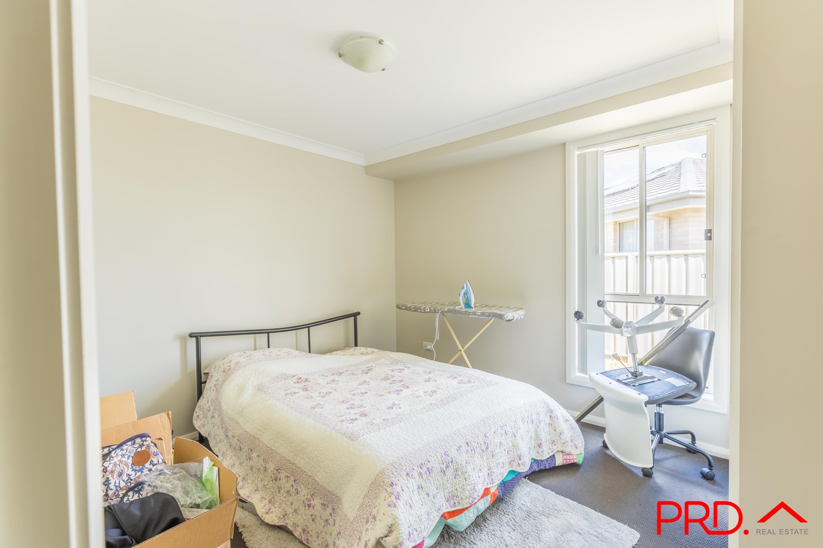 8a Rosehill Place TAMWORTH 3