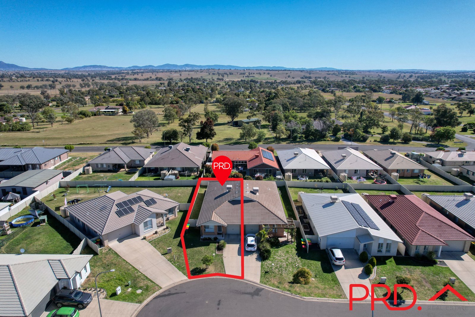 8a Rosehill Place TAMWORTH 2