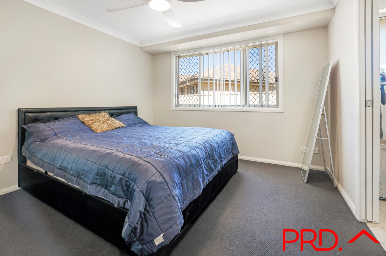 8a Rosehill Place TAMWORTH 10
