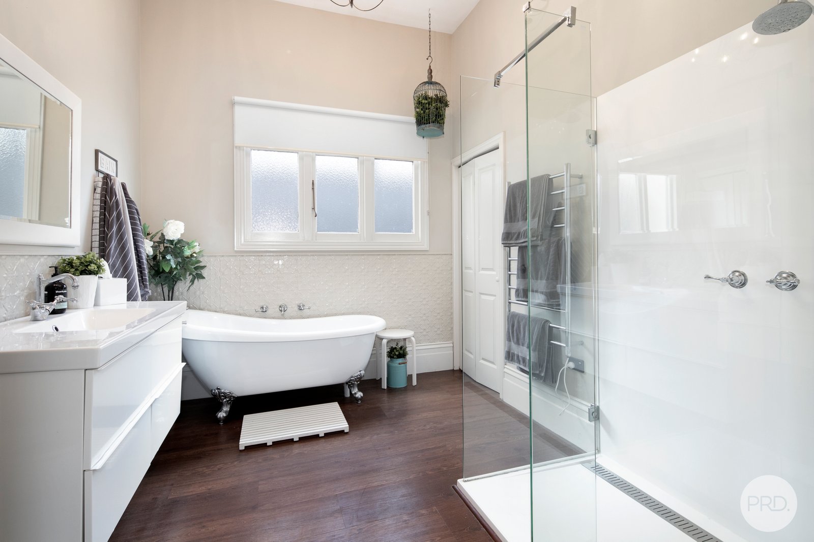 8a Service Street LAKE WENDOUREE 6