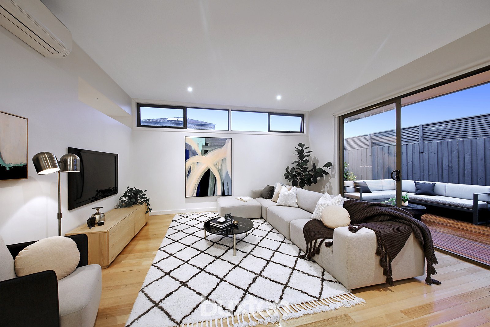 Gallery: 8A Short Street