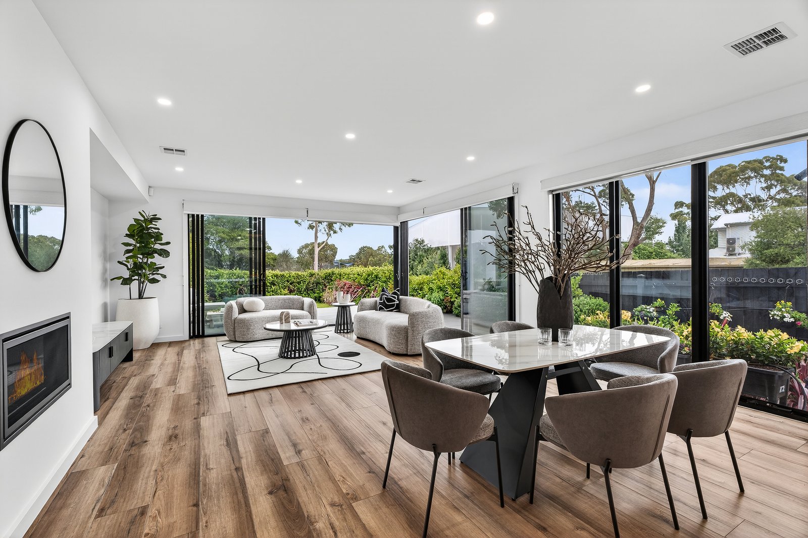 Gallery: 8A Walnut Street