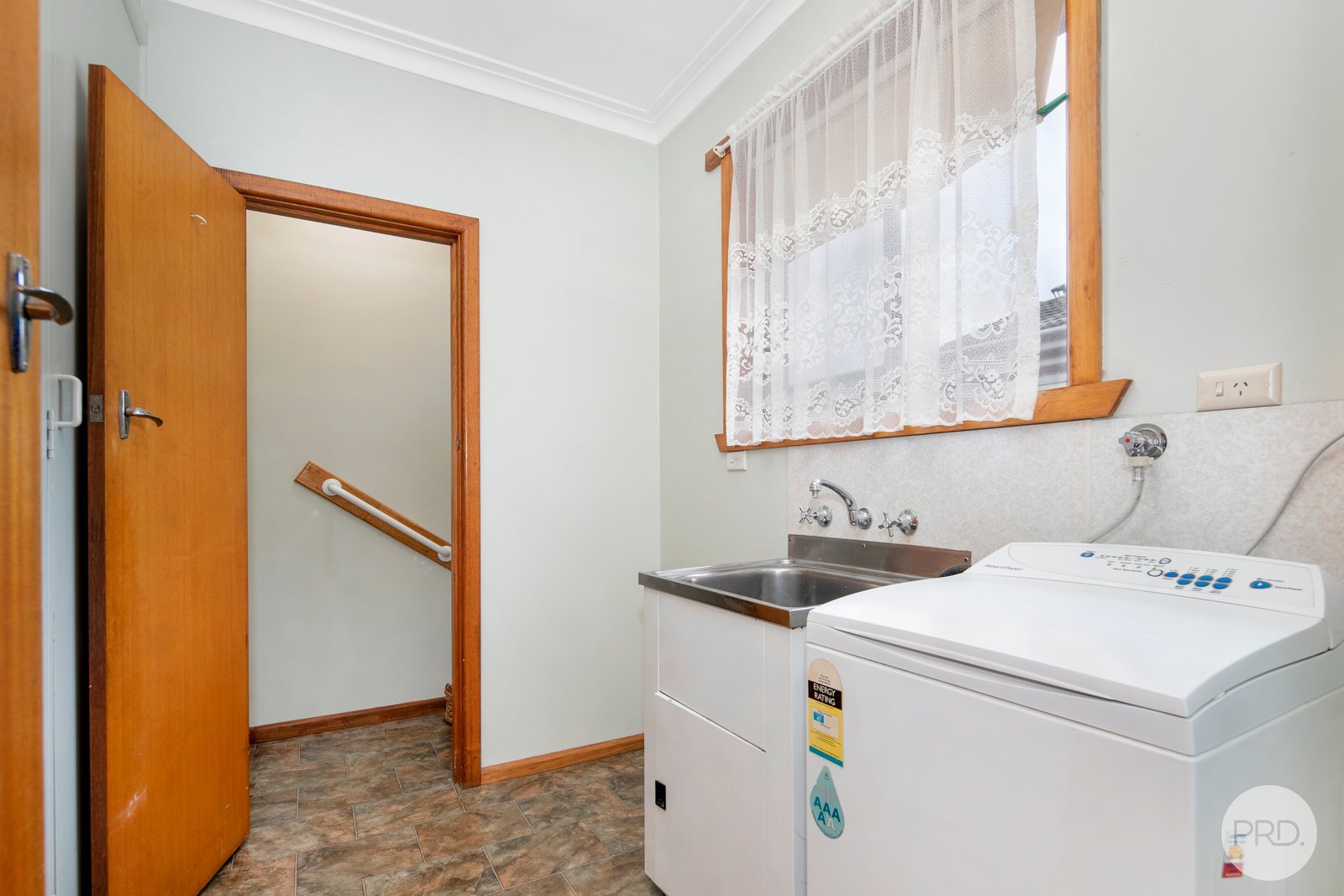 8A Warwick Street REDAN 13