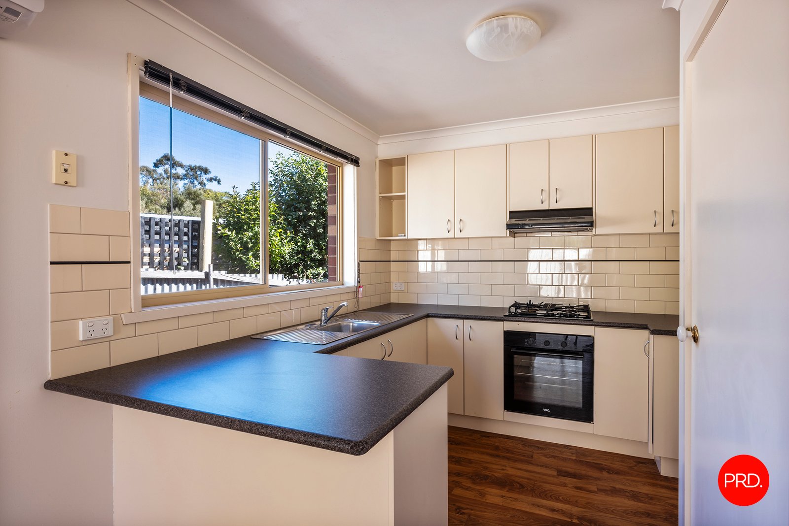 8a Wirth Street FLORA HILL 3