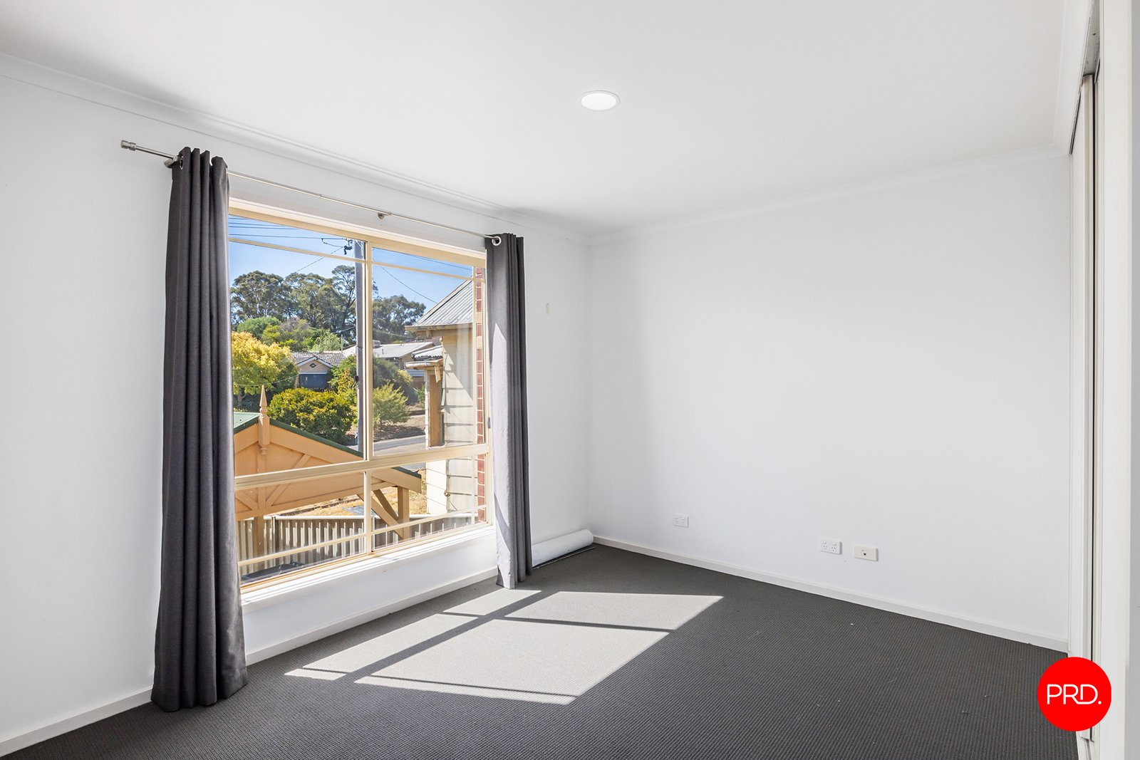 8a Wirth Street FLORA HILL 5
