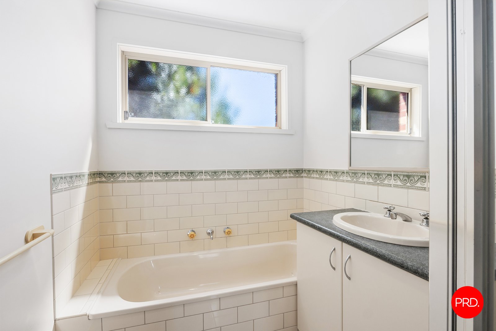 8a Wirth Street FLORA HILL 8