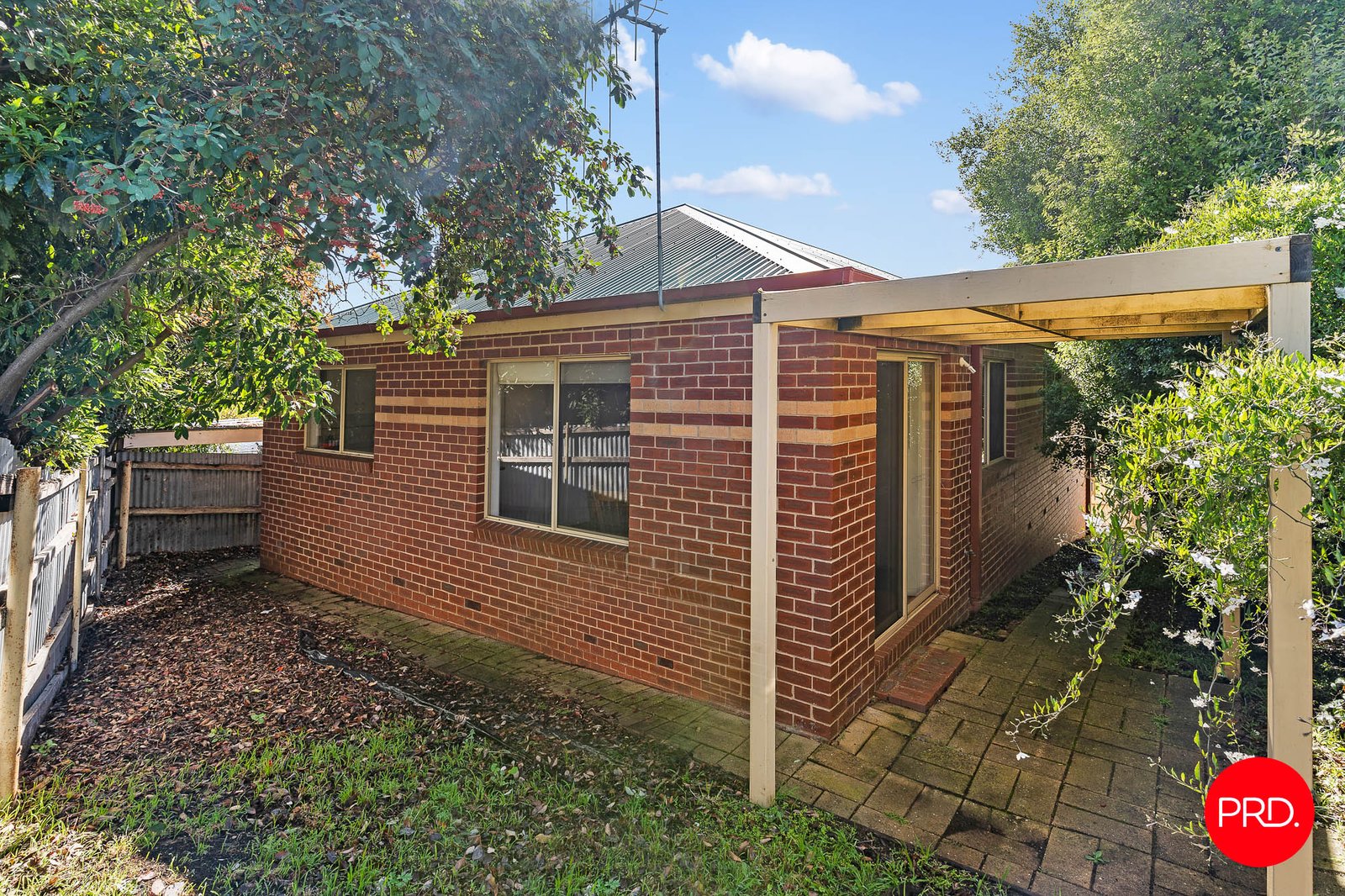 8a Wirth Street FLORA HILL 11