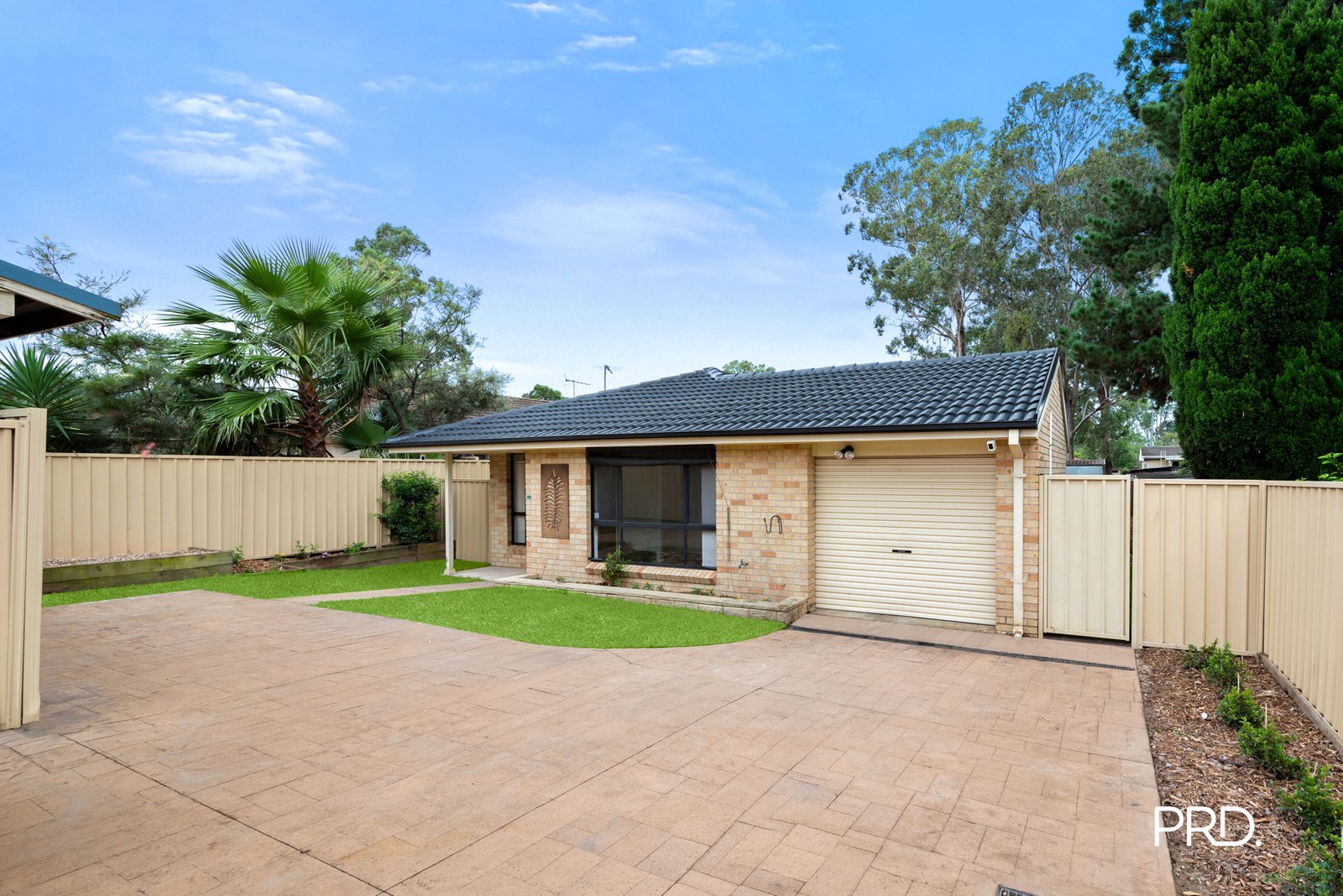 8B Barker St  Cambridge Park 1