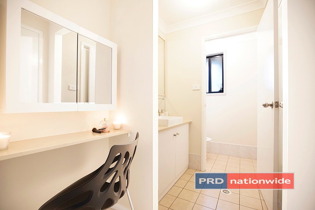 8B Barker Street CAMBRIDGE PARK 7