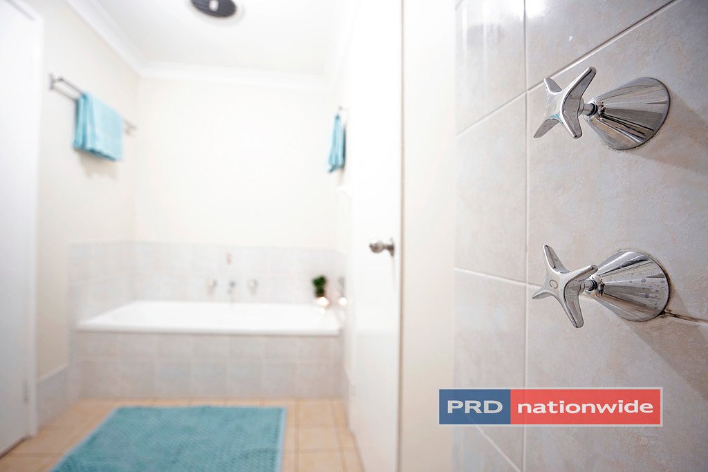 8B Barker Street CAMBRIDGE PARK 8