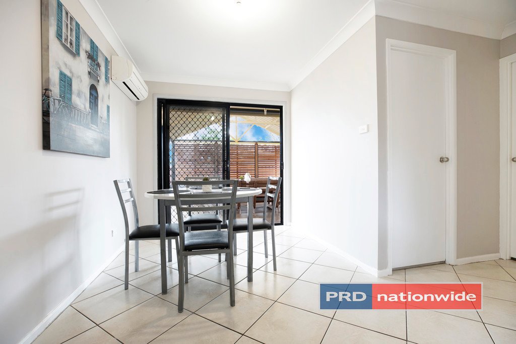 8B Barker Street CAMBRIDGE PARK 11